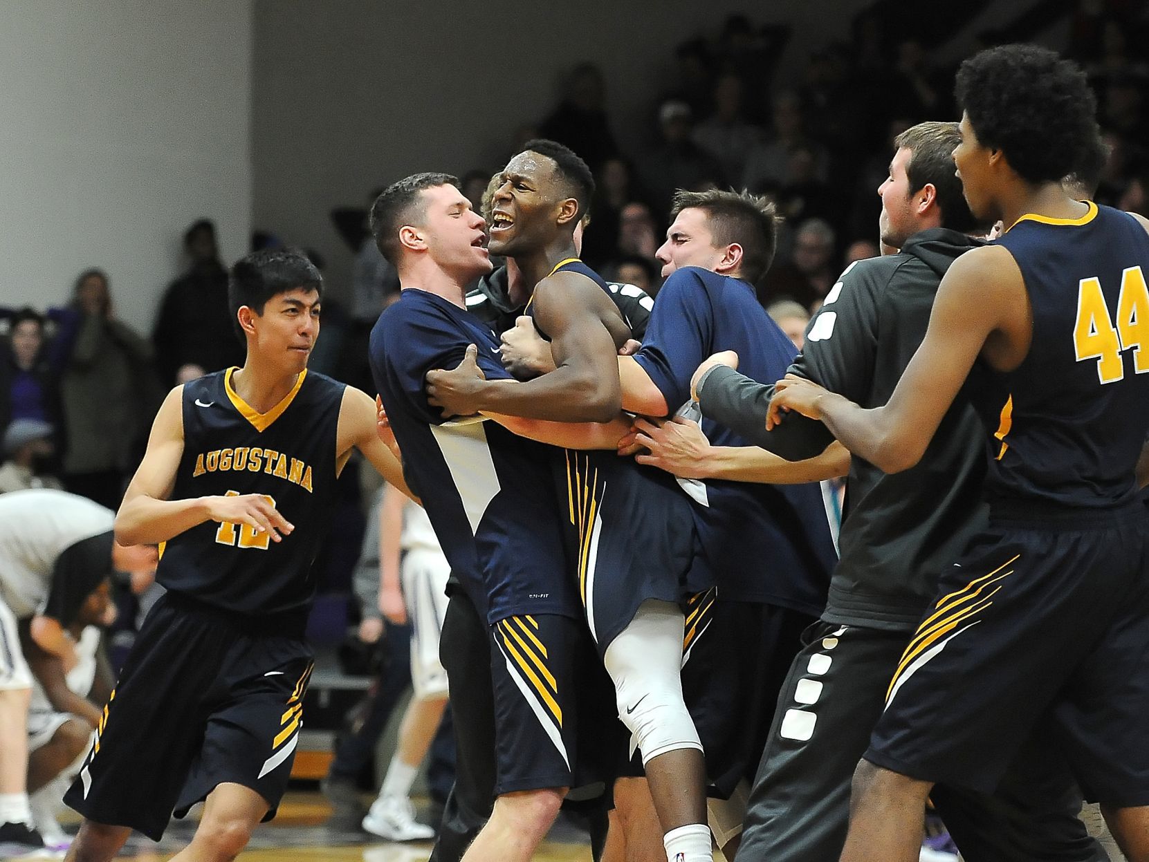 Augie vs. Whitewater